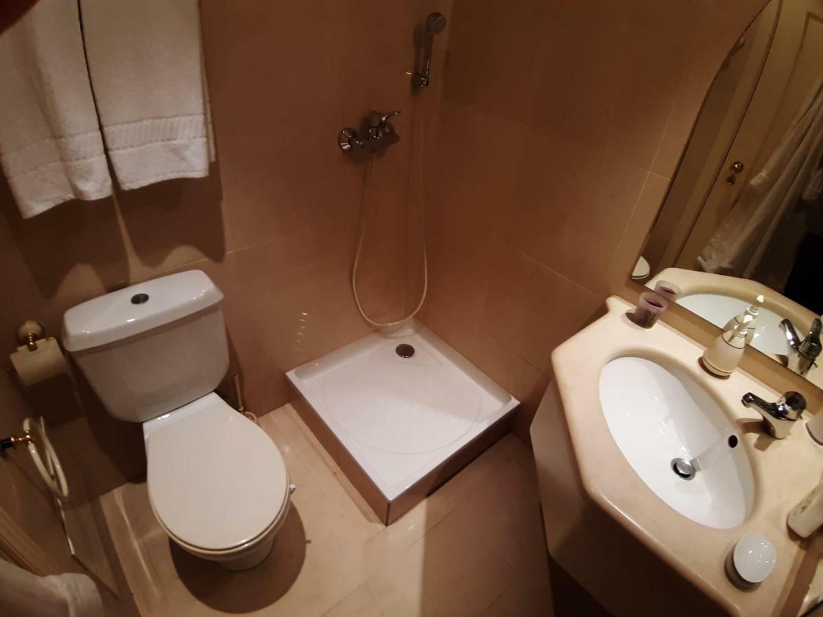 Sweet Room With Bathroom In Lisboa Extérieur photo